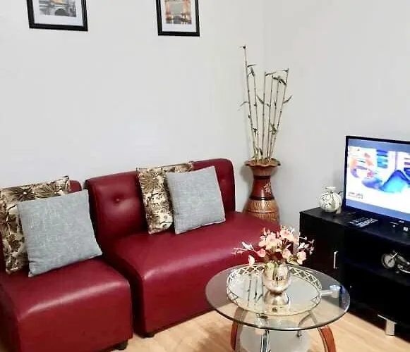 Estien's Cozy To With Kitchen Apartment *
