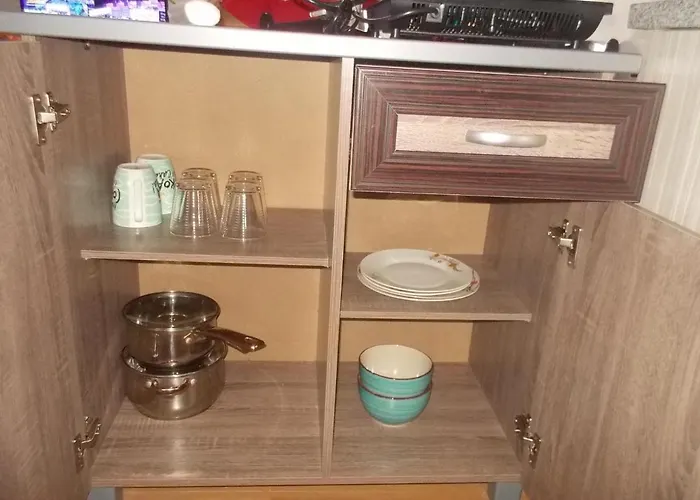 Estien's Cozy To With Kitchen Apartment *